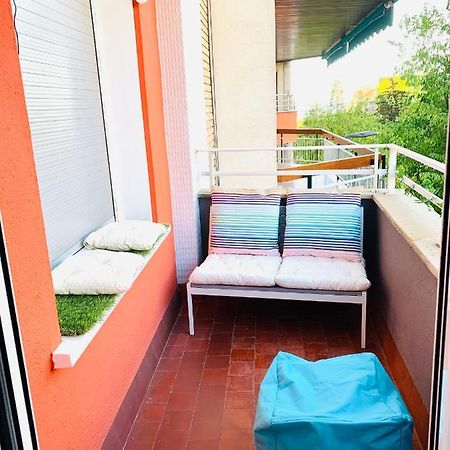 El Segon Pis Apartment Berga Bagian luar foto