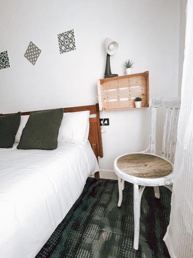 El Segon Pis Apartment Berga Bagian luar foto